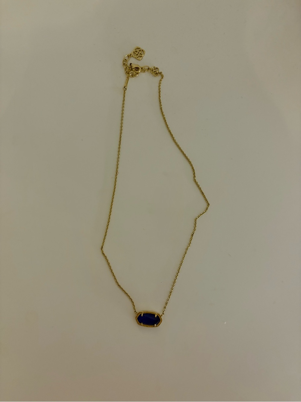 Kendra Scott Elisa Gold Pendant Necklace in Navy
